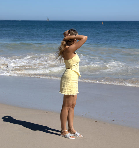 Women Wearing Stylish Sunies Sea & Ocean Women Pearl Slides
