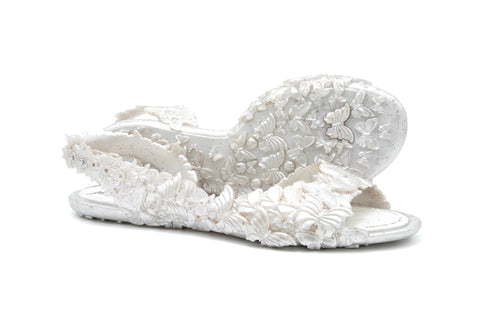 Slip on Beach Sandals in Pearl Color